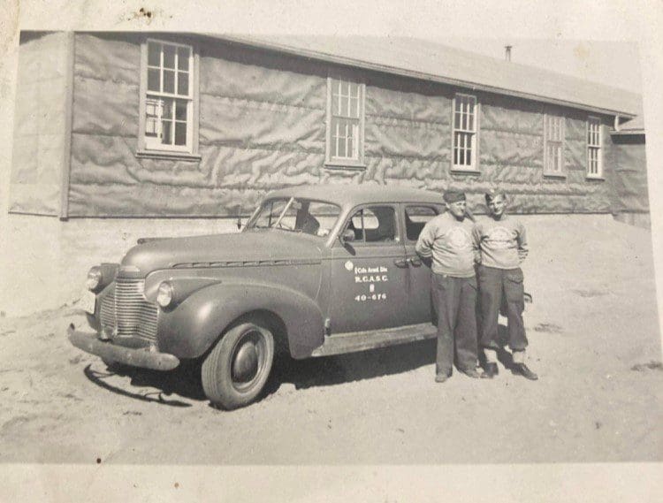 Davies Veteran photo with car